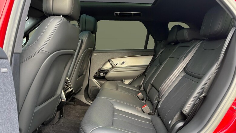 Land Rover Range Rover Sport 3.0 D300 Dynamic SE 5dr Auto Diesel Estate